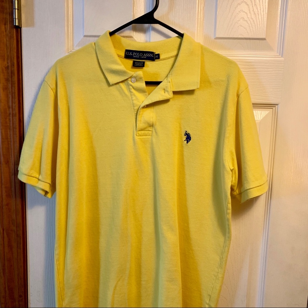 Short sleeve polo shirt